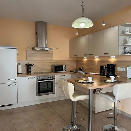 Appartamento M 5, Am Maigloeckchenberg 21